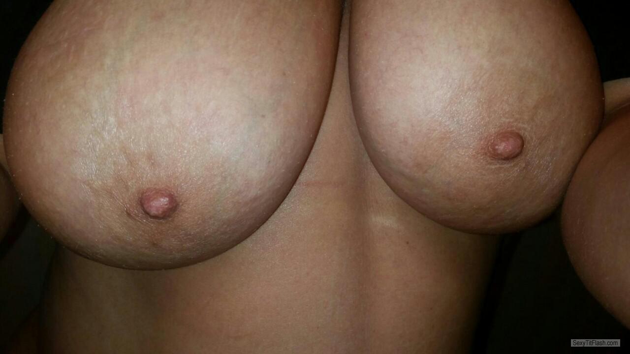 Tit Flash: Ex-Girlfriend's Very Big Tits (Selfie) - Juggy from United States